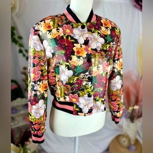 Alice And Olivia 🌸 Keri Floral Varsity Jacket. Size XS. NWT